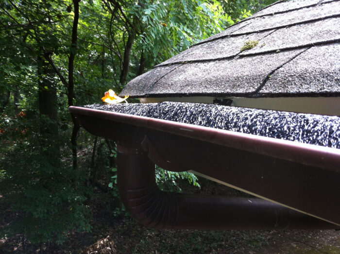 Flo-Free Leaf Guard for 6" Half Round Gutters - Image 4